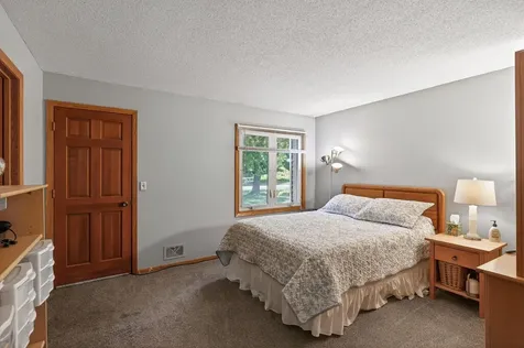 3706 Westmark Circle Minnetonka MN 55345