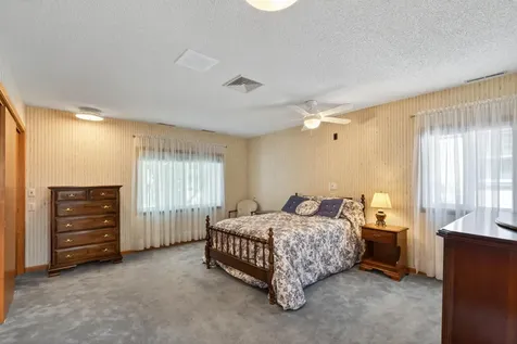 2307 Mckinley Street NE Minneapolis MN 55418