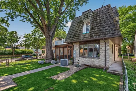 2307 Mckinley Street NE Minneapolis MN 55418