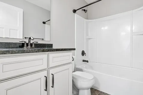 18072 Hyde Park Avenue Lakeville MN 55044