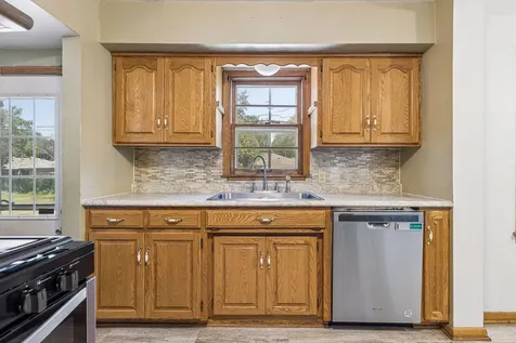 4002 Nevada Avenue N New Hope MN 55427