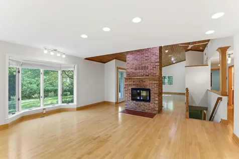 10940 105th Street N Grant MN 55082