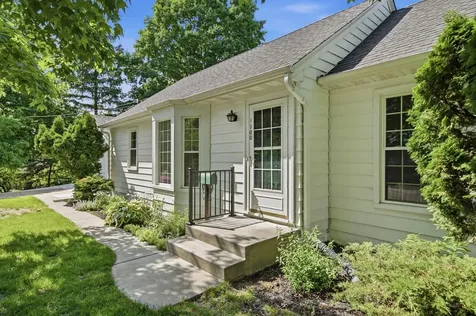 1100 W 73rd Street Richfield MN 55423