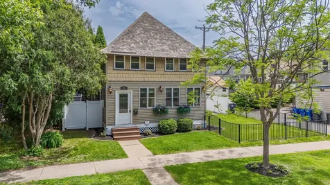 148 Wilder Street N Saint Paul MN 55104