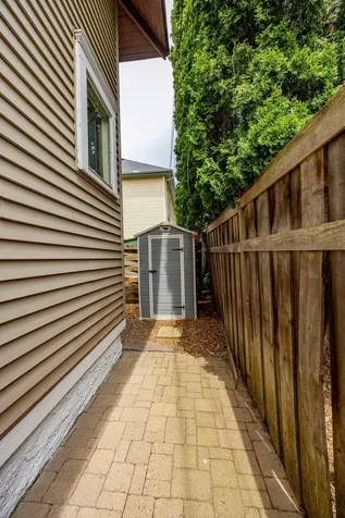 148 Wilder Street N Saint Paul MN 55104