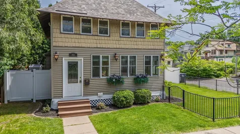 148 Wilder Street N Saint Paul MN 55104