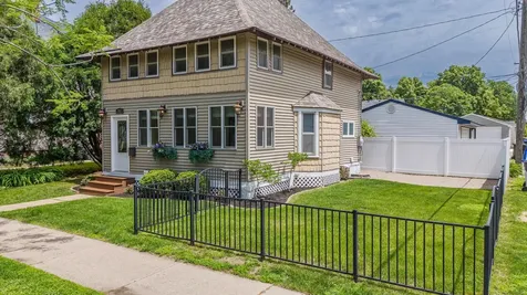 148 Wilder Street N Saint Paul MN 55104