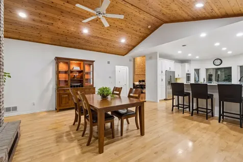 6221 Willow Drive Corcoran MN 55340