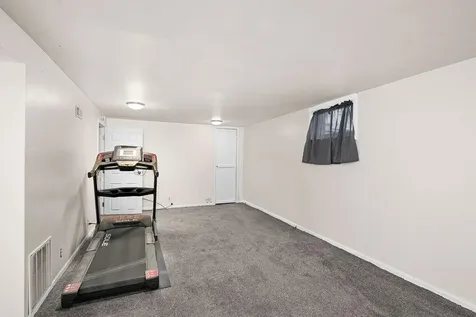 1724 Fern Avenue Duluth MN 55811