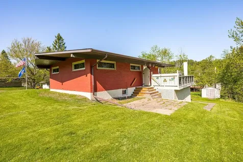 1724 Fern Avenue Duluth MN 55811