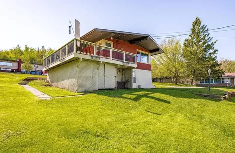 1724 Fern Avenue Duluth MN 55811