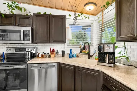 1724 Fern Avenue Duluth MN 55811