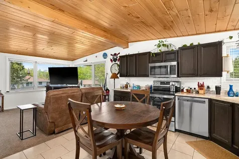 1724 Fern Avenue Duluth MN 55811