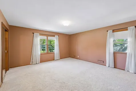 6717 Southdale Road Edina MN 55435