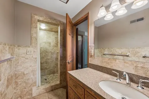 6717 Southdale Road Edina MN 55435