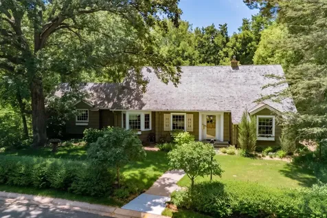 1420 Alpine Pass Golden Valley MN 55416