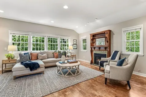 1420 Alpine Pass Golden Valley MN 55416