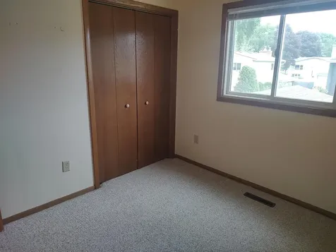 1404 City View Court NE Rochester MN 55906