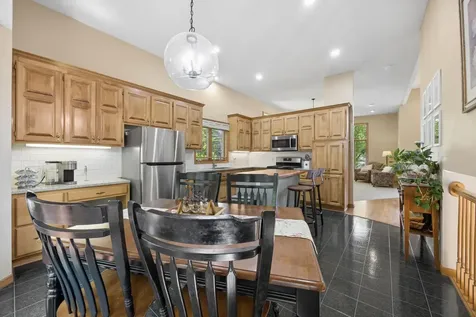 638 Oakwood Drive Shoreview MN 55126