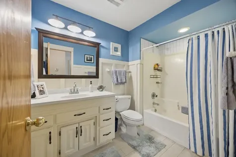 638 Oakwood Drive Shoreview MN 55126