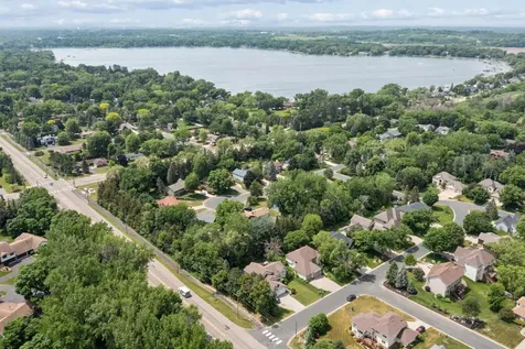 638 Oakwood Drive Shoreview MN 55126