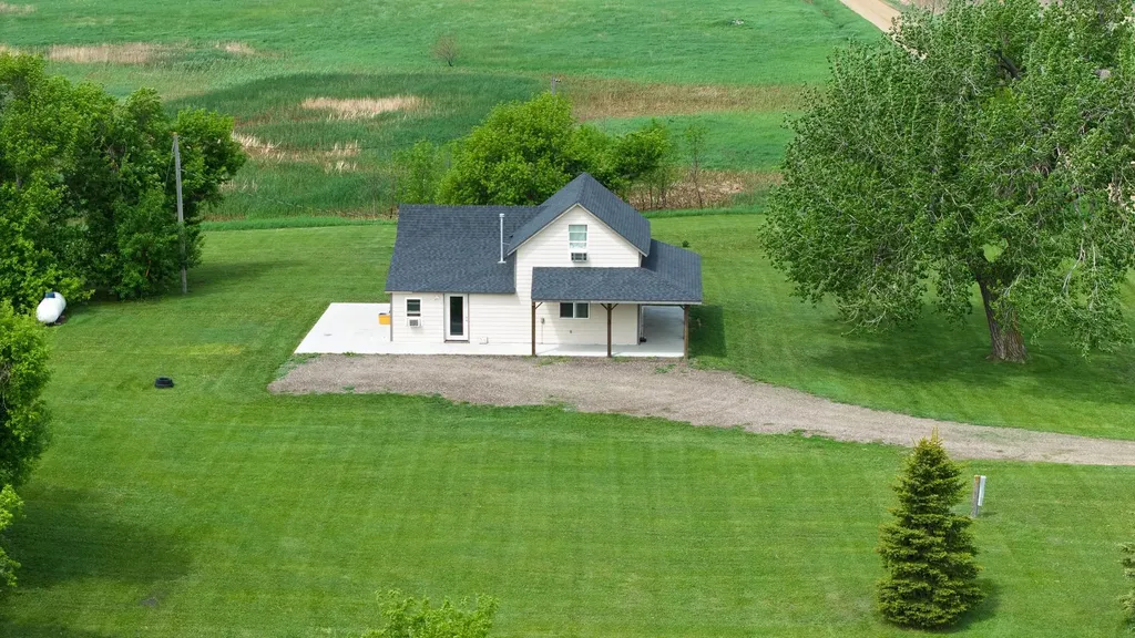 12860 47th Street SE Fingal ND 58031