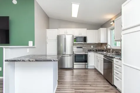 3313 39th Street S Moorhead MN 56560