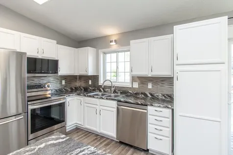 3313 39th Street S Moorhead MN 56560