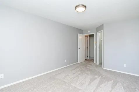 3313 39th Street S Moorhead MN 56560