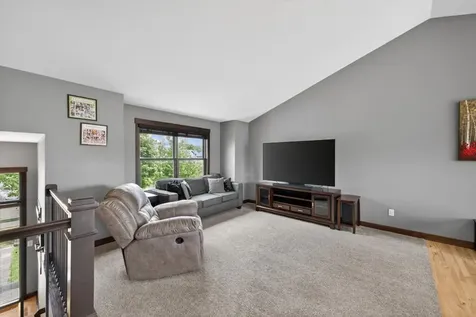2287 Phoenix Road SW Rochester MN 55902