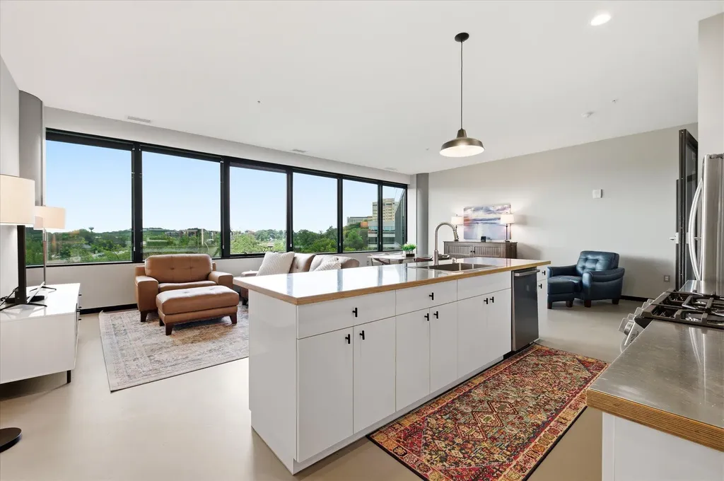 5601 Smetana Drive Hopkins MN 55343