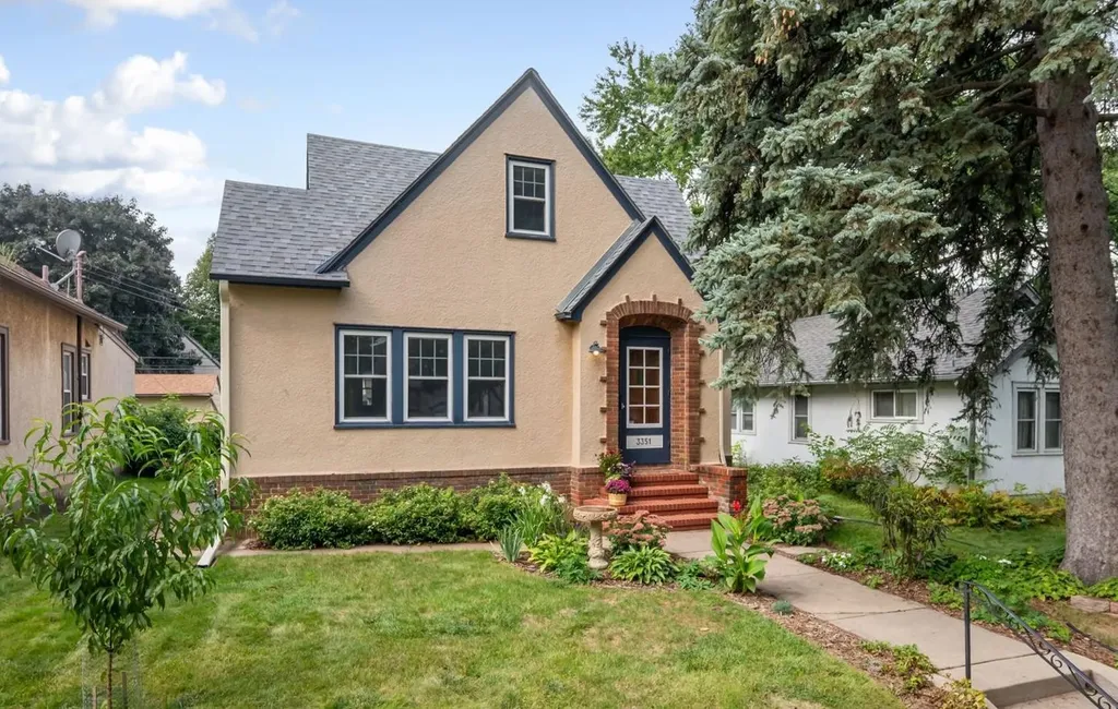 3351 Washburn Avenue N Minneapolis MN 55412