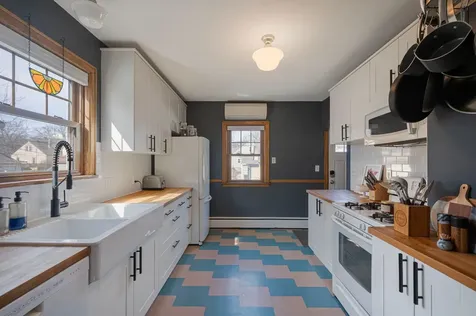 3351 Washburn Avenue N Minneapolis MN 55412