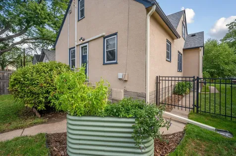 3351 Washburn Avenue N Minneapolis MN 55412