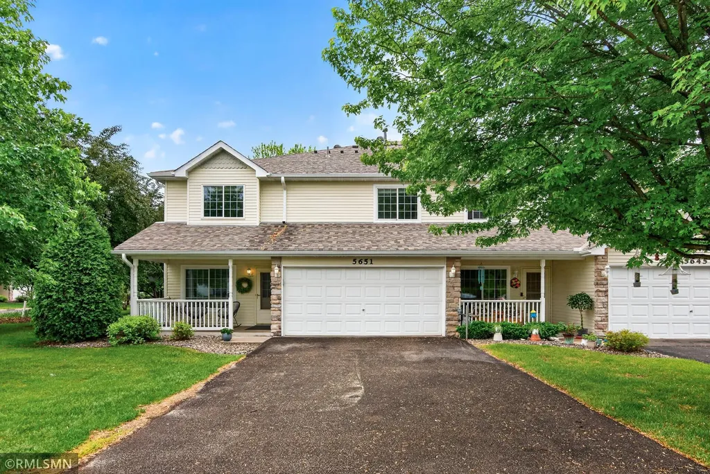 5651 138th Street N Hugo MN 55038