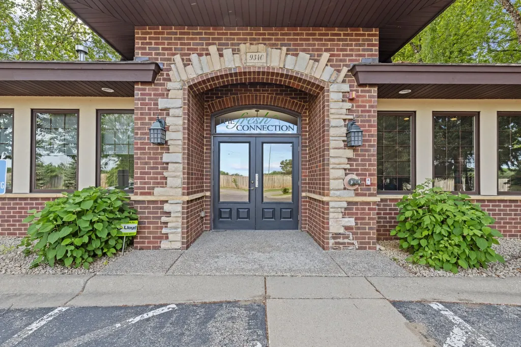 9340 Hennepin Town Road Eden Prairie MN 55347