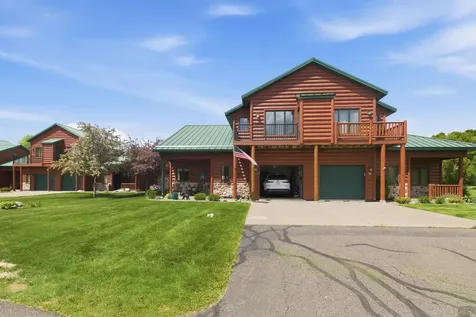 33176 170th Lane Isle MN 56342