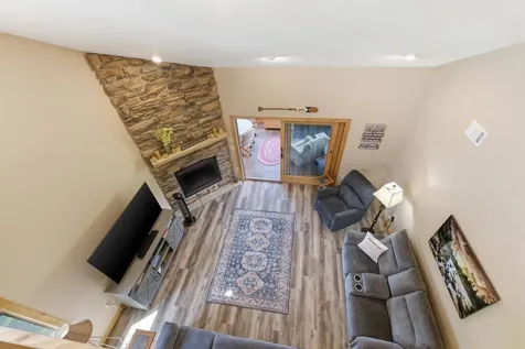 33176 170th Lane Isle MN 56342