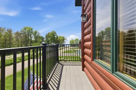 33176 170th Lane Isle MN 56342
