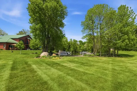33176 170th Lane Isle MN 56342