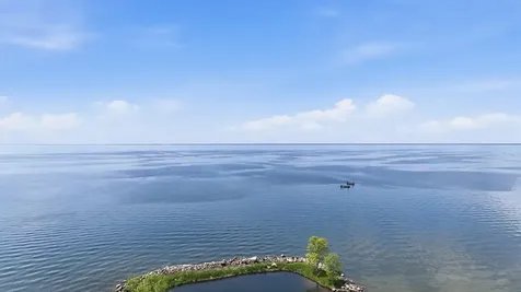 33176 170th Lane Isle MN 56342