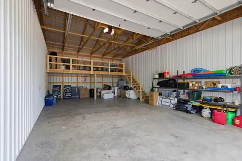 33176 170th Lane Isle MN 56342