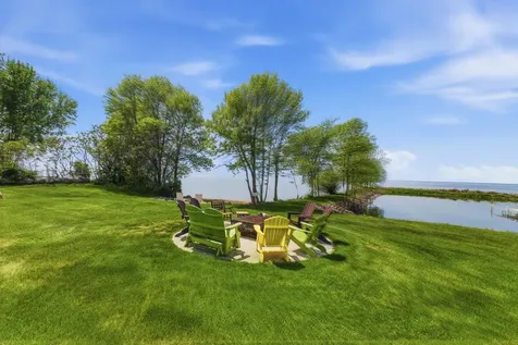 33176 170th Lane Isle MN 56342