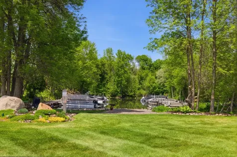 33176 170th Lane Isle MN 56342