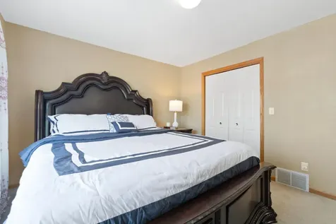 114006 Hundertmark Road Chaska MN 55318