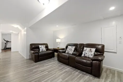 114006 Hundertmark Road Chaska MN 55318