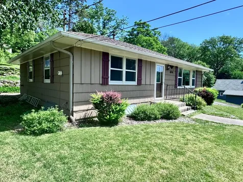 604 Hawthorn Street Red Wing MN 55066