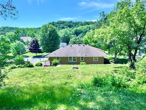 604 Hawthorn Street Red Wing MN 55066