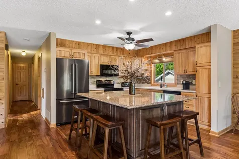 8124 W 102nd Street Bloomington MN 55438