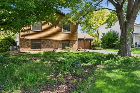 8124 W 102nd Street Bloomington MN 55438